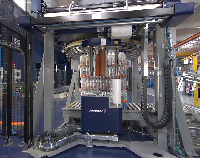 Robopac Genesis Thunder machine in action wrapping goods