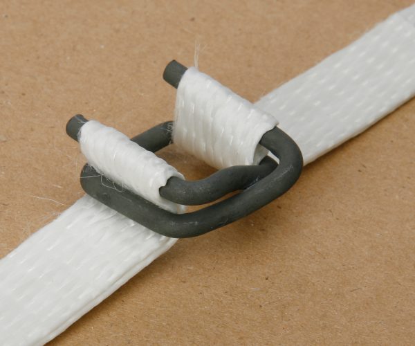 Narrostrap-seals-buckles